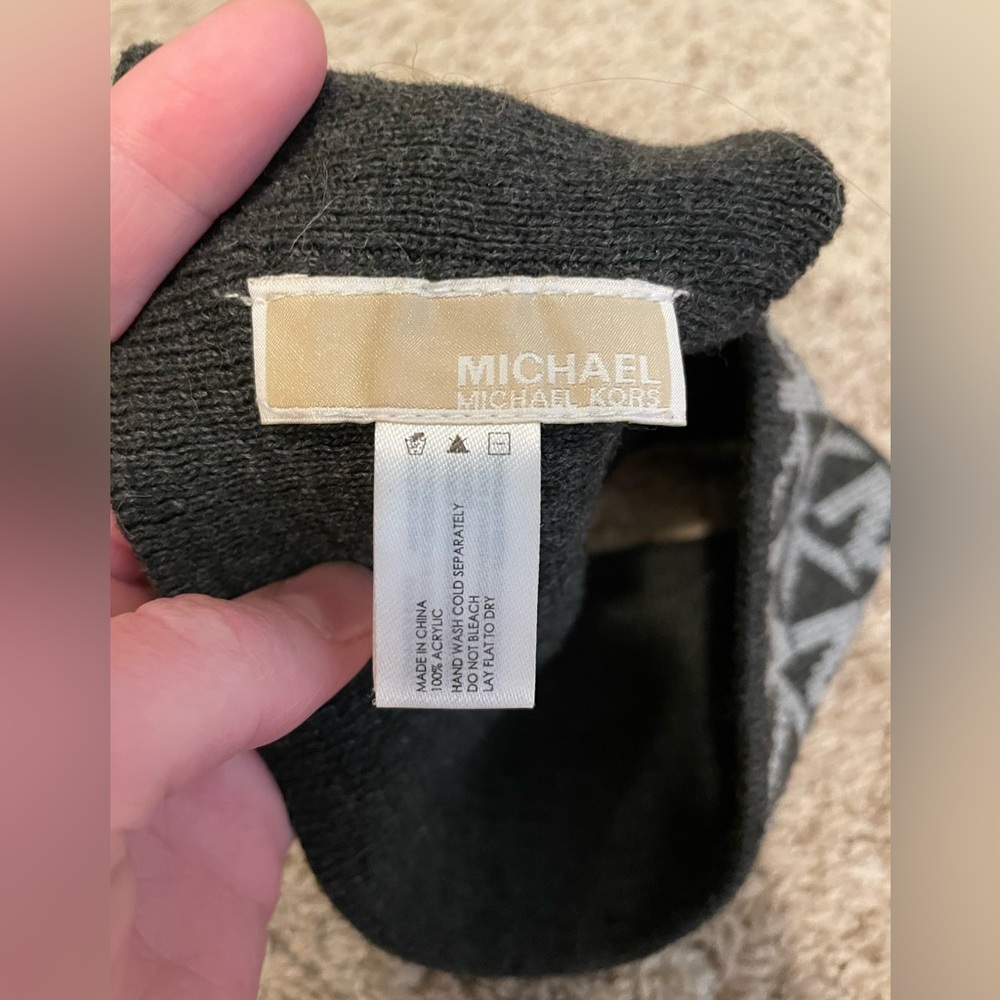 Michael Kors Winter Initals Head Band - Picture 2 of 3